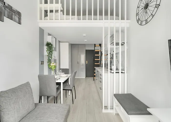Charming And Modern Studio With Mezzanine In Poznan Center By Noclegi Renters